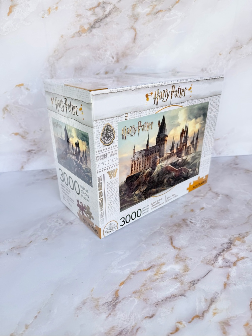 Harry Potter Hogwarts Castle 3000-Piece Puzzle - White Box